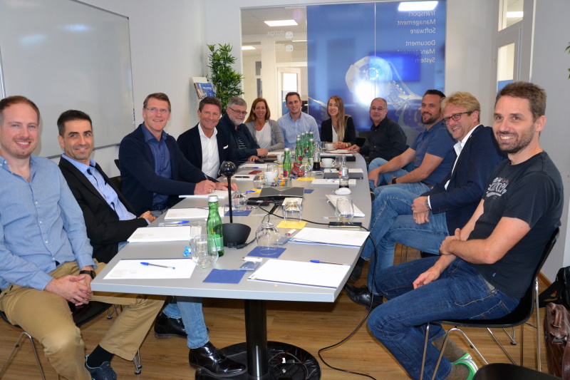 Gruppenfoto vom Workshop im InfPro-Headquarter mit Quehenberger Logistics